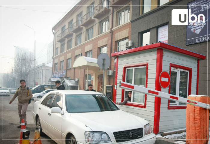 Сар шинийн баяраар сургууль, цэцэрлэг, албан газруудын хашааг нээлттэй байлгах санаачлагыг 9 дүүргийн удирдлагууд ДЭМЖЖЭЭ